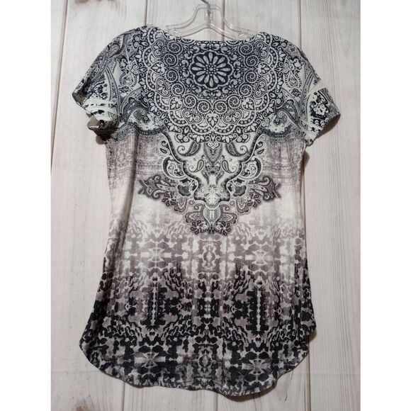 World Unity Shirt Ladies Large Y2K Scoop Neck Short Sleeve - Picture 2 of 6